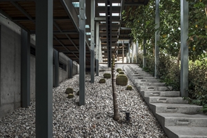 stairs bottom